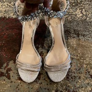 Gently Used Jewel Badgley Mischka Women's Heeled Sandals Gold Glitter High Heels